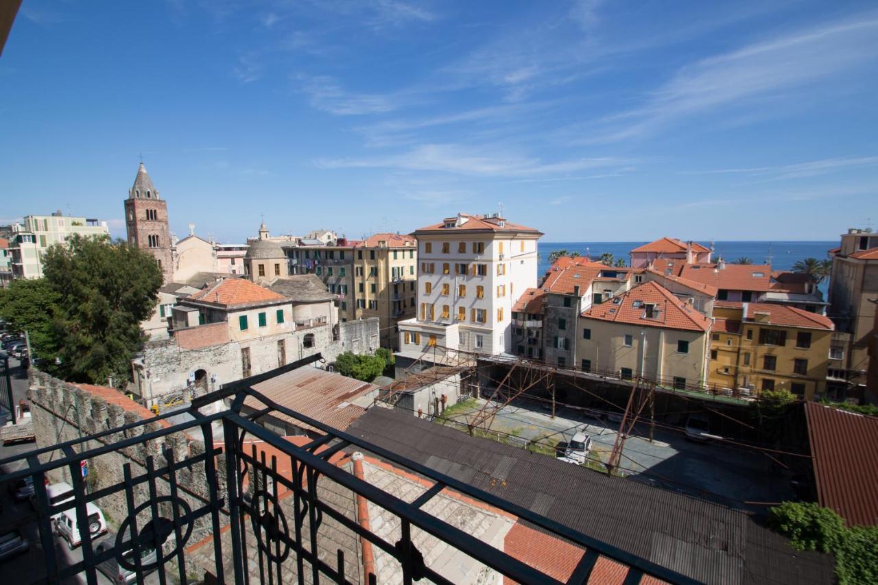 Appartamento Di 5 Locali,8 Posti Letto Vista Mare Varraze Exterior foto